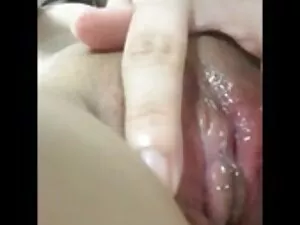 Sexe au lit bruyant  ...