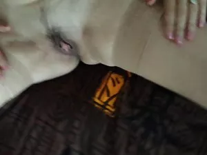 Soyez son petit garç ...