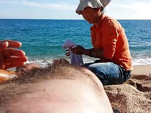 Des lesbiennes et un ...